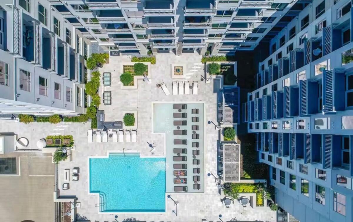 Midtown Oasis With City And Pool View - High Floor Appartement Atlanta Buitenkant foto